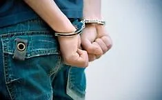 Continua a spacciare dai domiciliari: quarantenne favarese incastrato dai carabinieri e trasferito in carcere