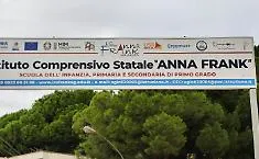 "Una vita da social" fa tappa alla scuola "Anna Frank" di Agrigento: la Polizia di Stato insegna la sicurezza web ai ragazzi