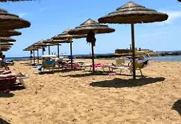 Isola delle Correnti, sul lido Scialai il Cga pu&ograve; attendere: rinviata l'udienza per "aspettare" il tribunale del Riesame
