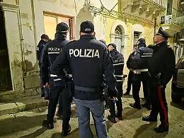 Immigrazione clandestina, 14 stranieri espulsi a Ragusa nel mese di agosto
