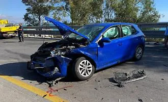 Scontro frontale sulla Statale 115 a Porto Empedocle: due feriti e traffico in tilt al bivio per i lidi