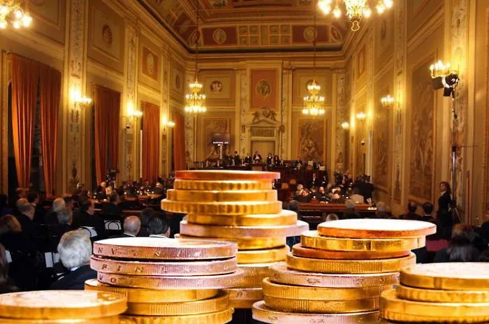 Sicilia, stipendi, portaborse e "spettri" del passato: ecco tutti i costi dell'Ars