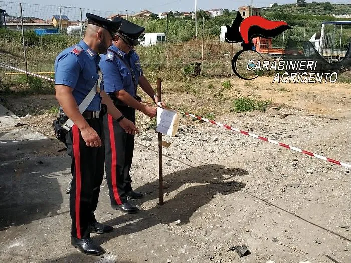 Cianciana, un terreno trasformato in discarica abusiva: due denunce