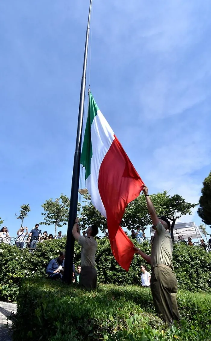 122347866-2a7f0f52-d522-474d-9fa0-8cba5e07401b