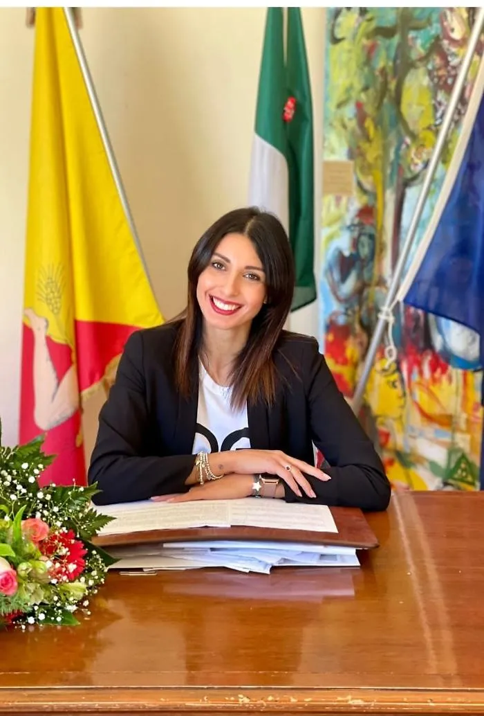 Gestione servizio rifiuti, interpellanza urgente al sindaco