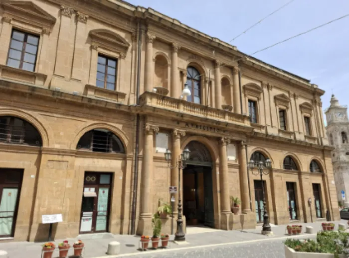 Rendiconto 2023 nel limbo: la Corte dei conti non archivia, ombre sui conti del Comune di Caltanissetta