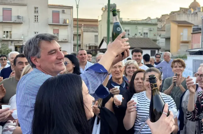 iculiana sceglie la continuit&agrave;, plebiscito per Zambito: "Premiati i fatti concreti"