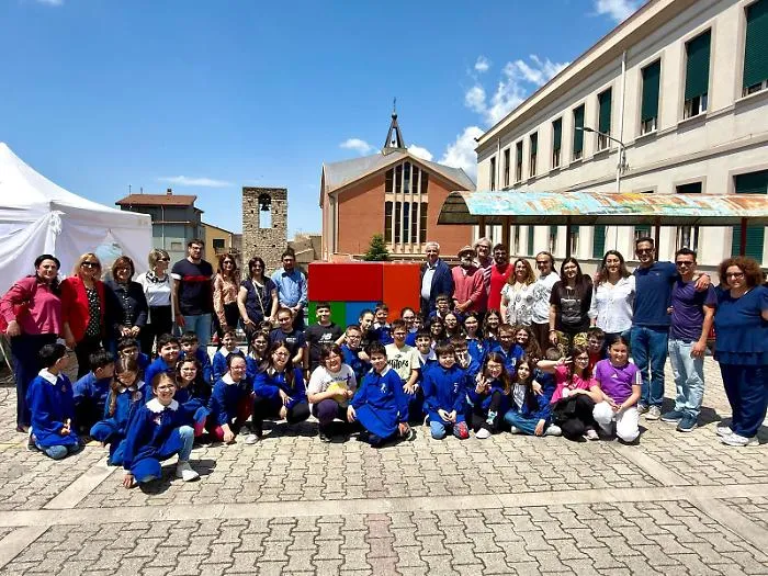 Santo Stefano Quisquina si fa museo a cielo aperto: la land art di "Collisione" unisce il borgo al Teatro Andromeda