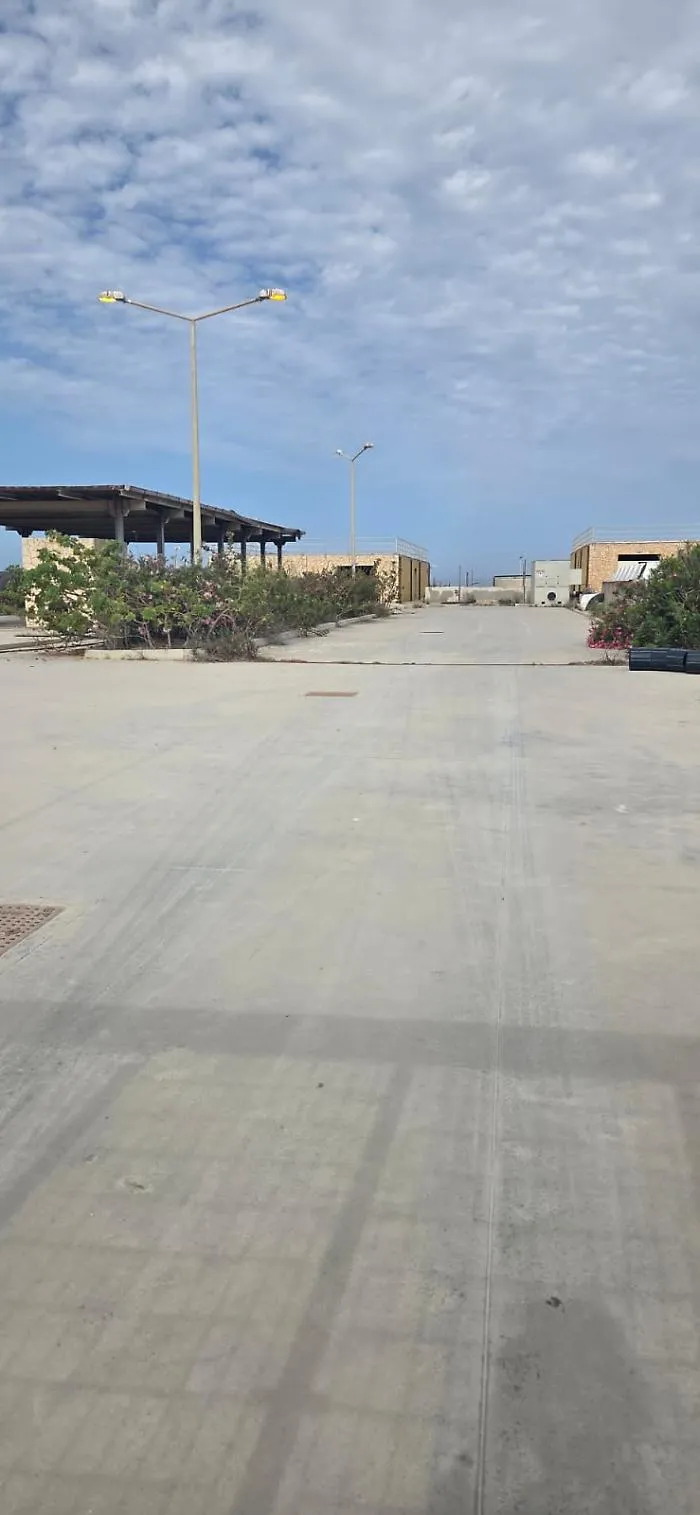 Lampedusa, scattano i sigilli al depuratore dei veleni: sequestrati cumuli di rifiuti nell&rsquo;impianto