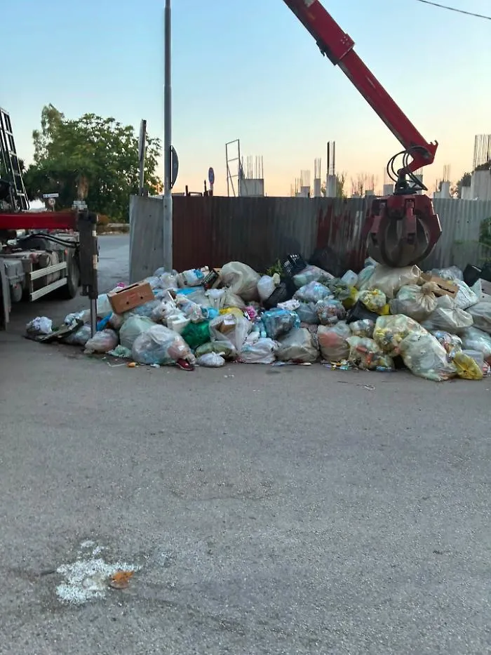  Vigili in borghese e appostamenti per stanare gli incivili che abbandonano i rifiuti in strada