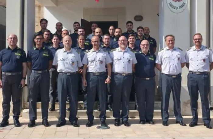 Presidio di legalit&agrave; nel cuore del Mediterraneo: il comandante regionale della Guardia di Finanza in visita a Lampedusa