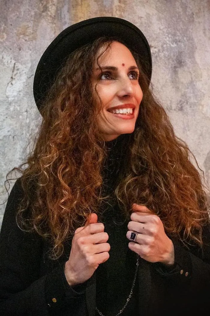 Da Canicatt&igrave; ai vertici dell'editoria: la pianista Madif debutta con Einaudi Stile Libero
